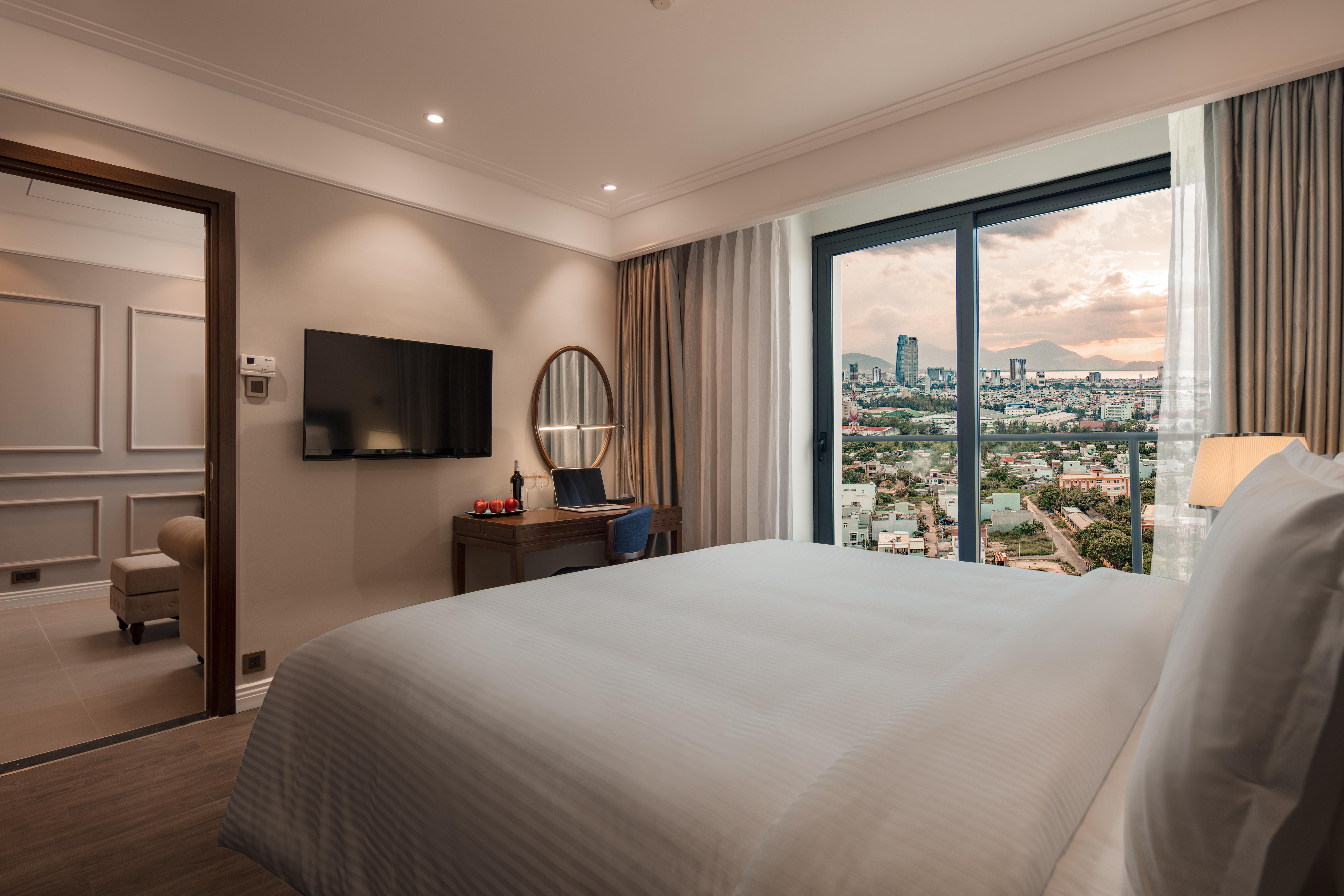 Altara Suites Da Nang By Ahg Exterior foto