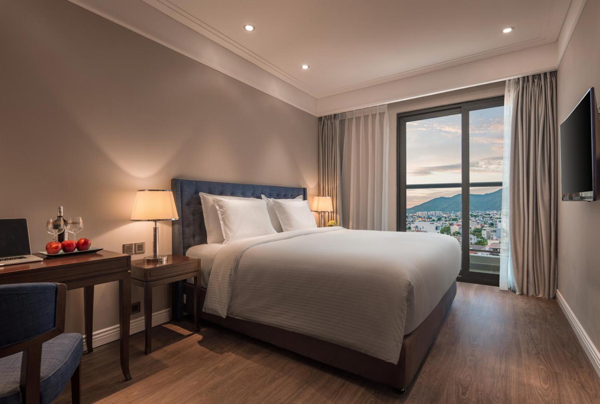 Altara Suites Da Nang By Ahg Exterior foto