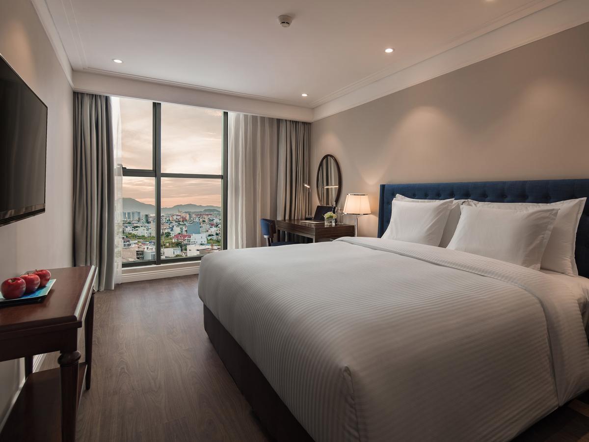 Altara Suites Da Nang By Ahg Exterior foto